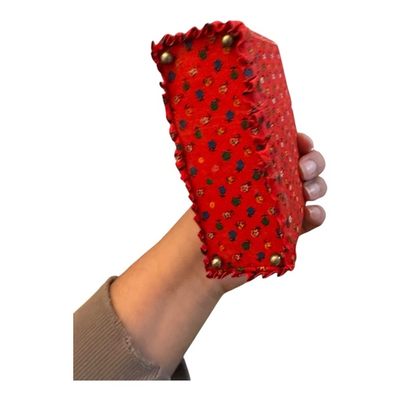 Vintage dollhouse furniture miniature sofa couch with stool red floral design - Picture 3 of 6